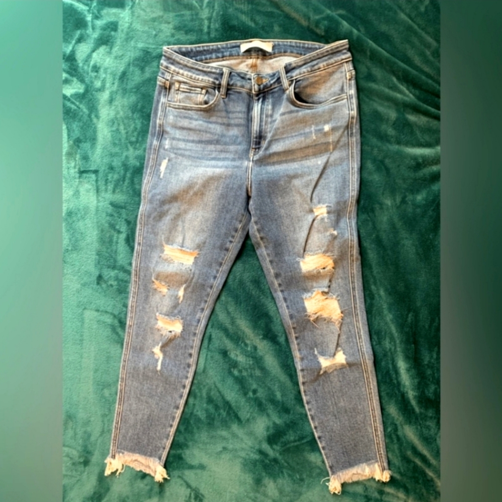 KanCan distressed jeans